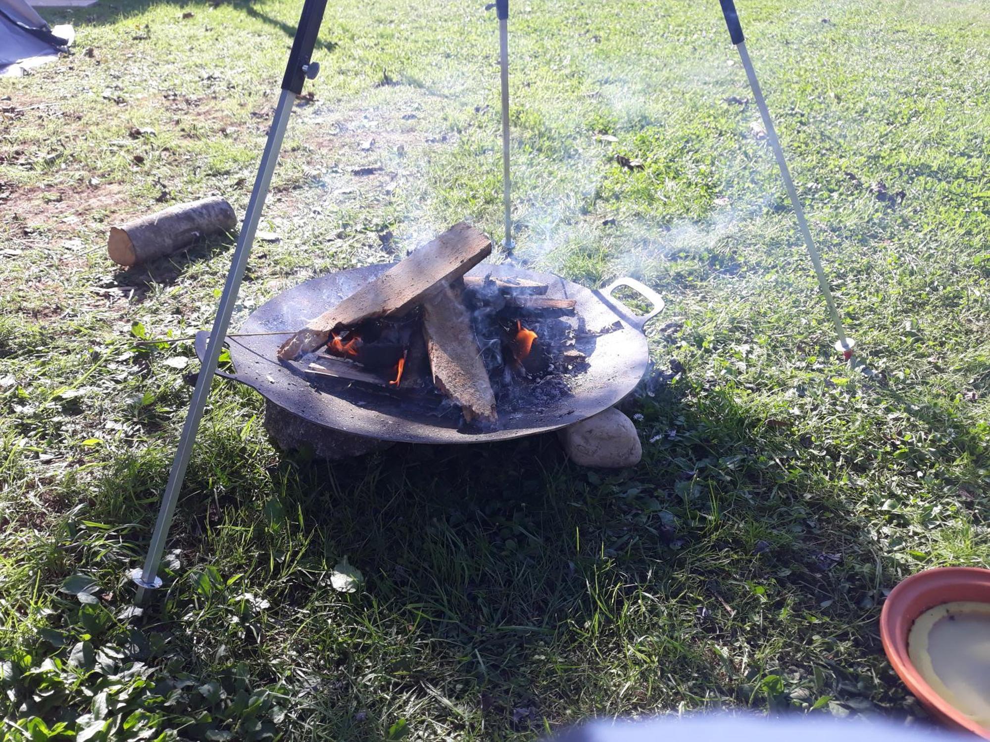 Camping Under The Walnut In Your Own Tent On A Shared Lot And Shared Bathroom Ljubljana Exterior photo